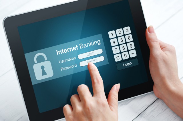 Sécurité informatique, la problématique des banques en ligne et la protection des usagers
