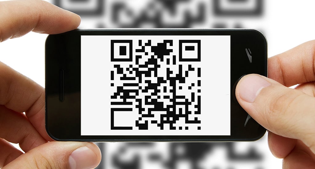Privacy to the test of QR codes