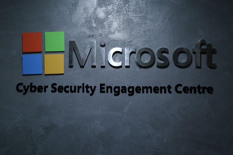 Microsoft décide d’investir dans une meilleure cybersécurité